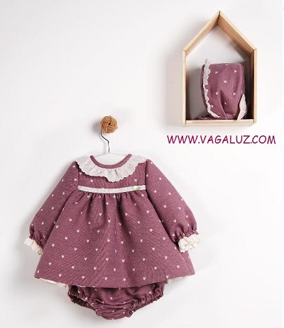 Vestido para bebé con estrellas de José Varón.